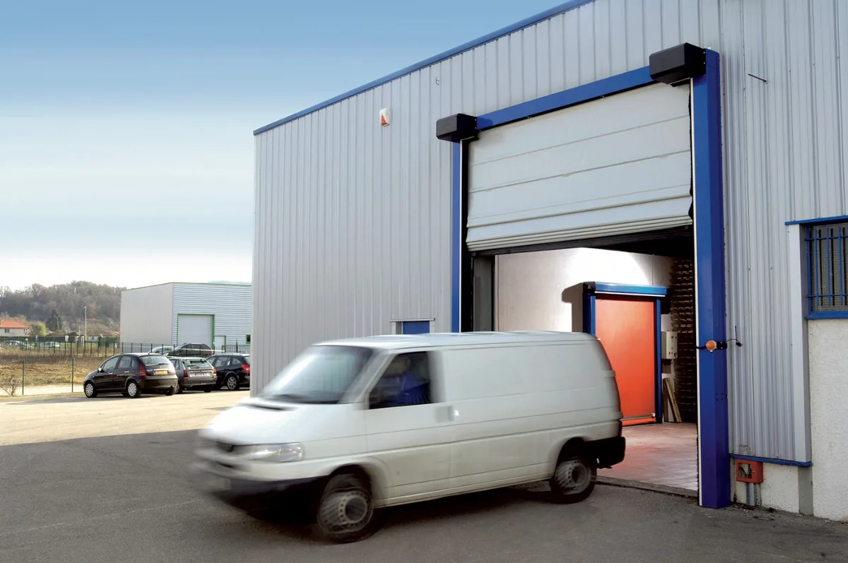 record FIRSTSYSTEM – La porte à empilement : le trafic vers l'extérieur